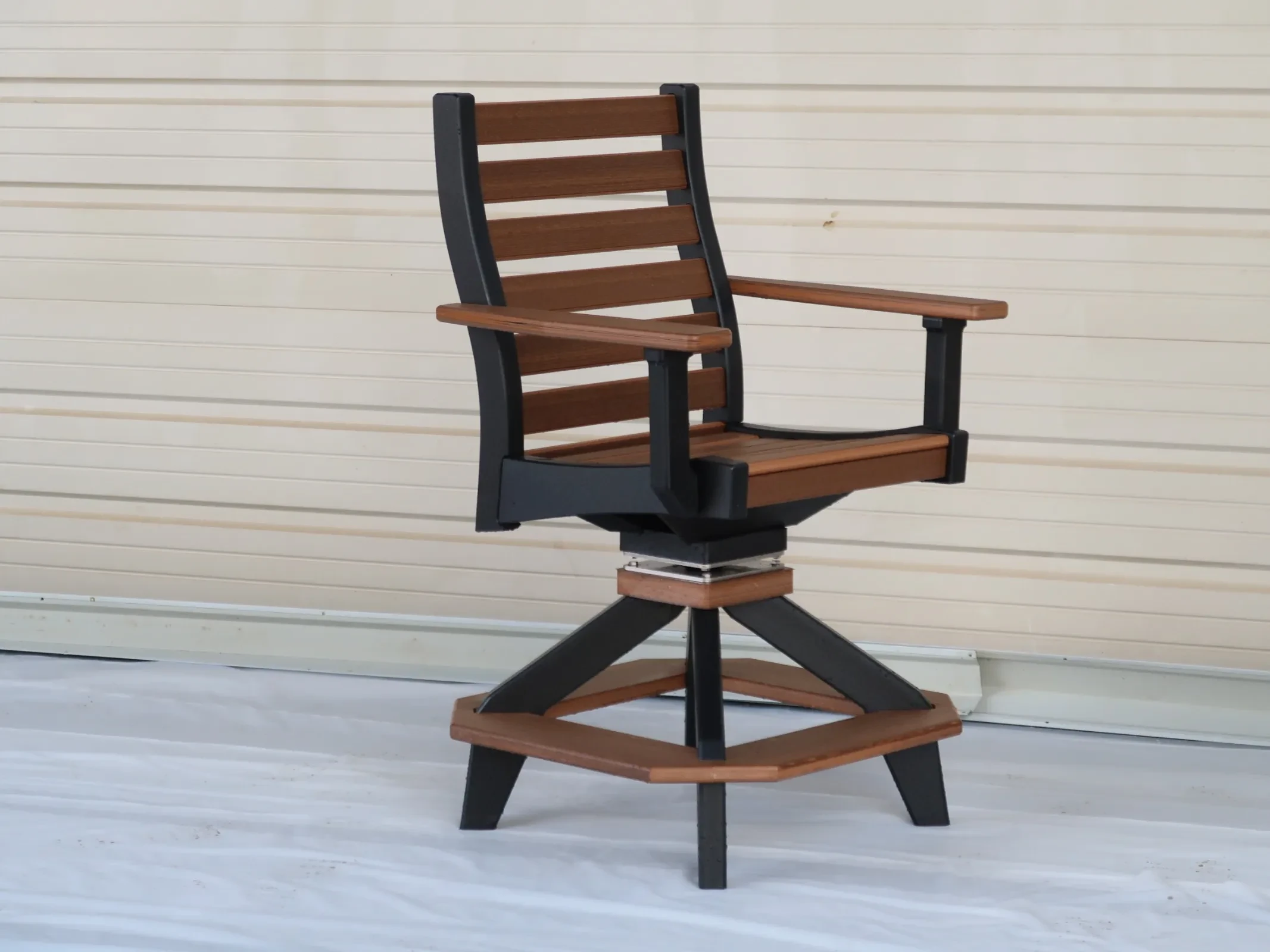 Polywood Brentwood Swivel Arm Chair