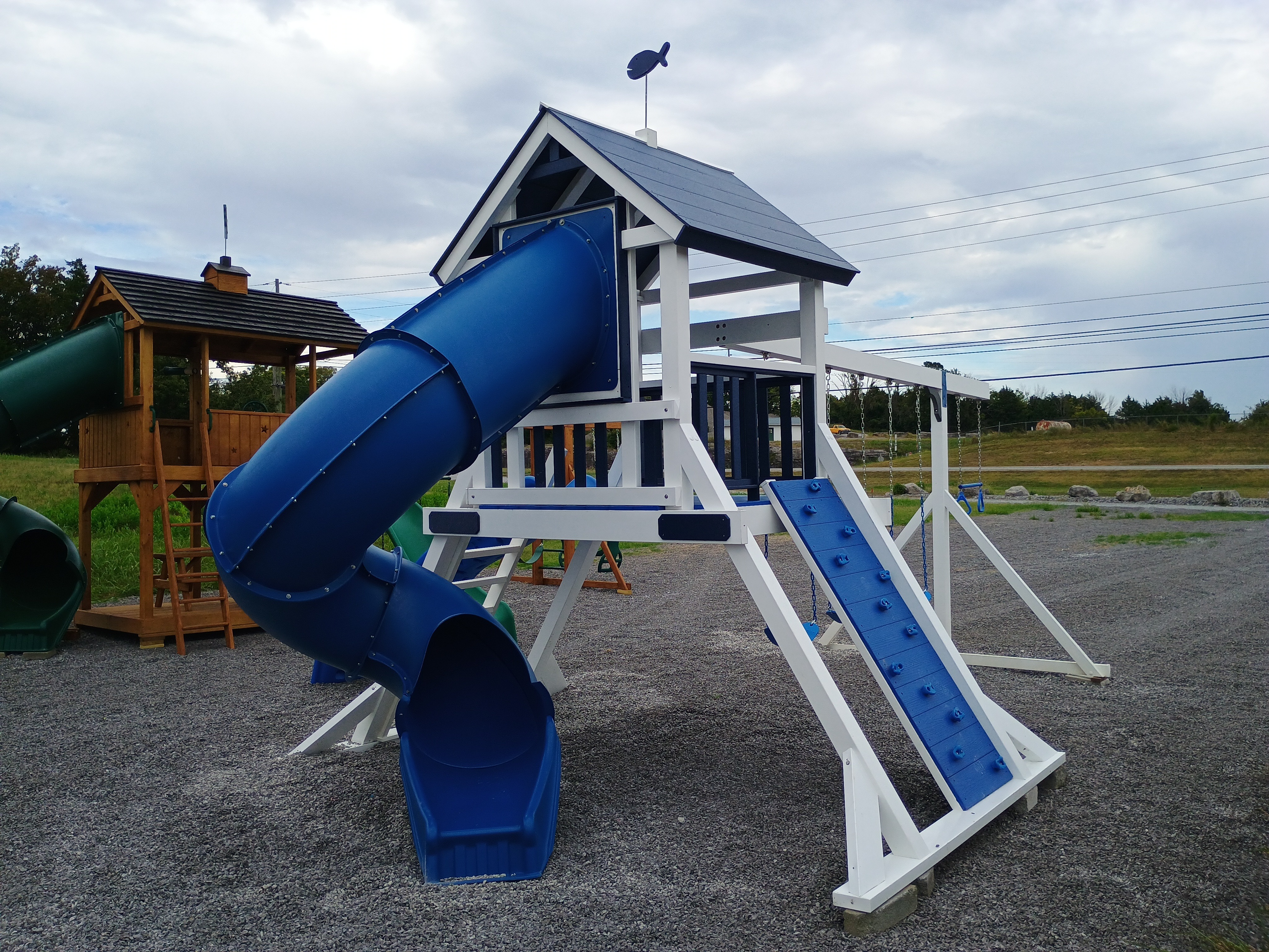 New Vinyl Apollo Playset - Watson Barn Rentals
