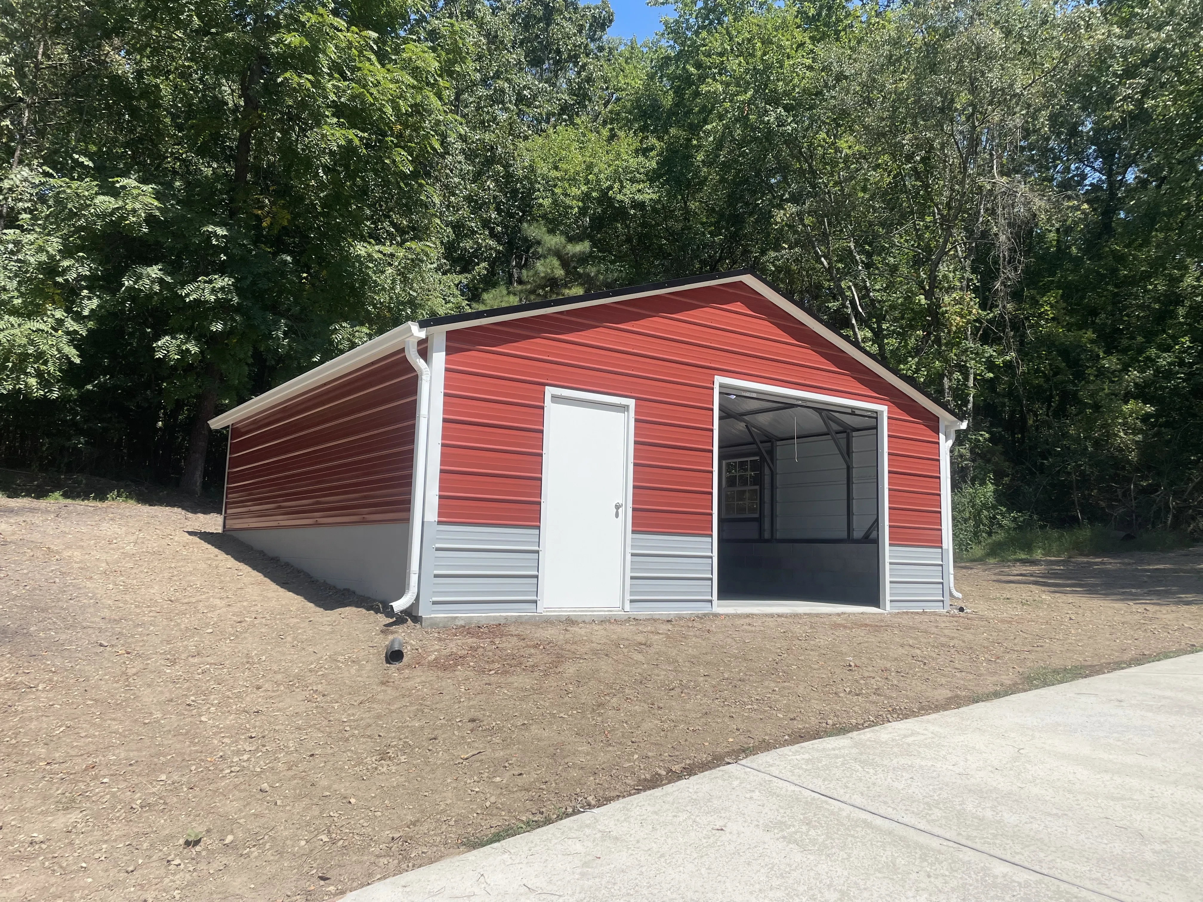 Garage site with garage built from left side.