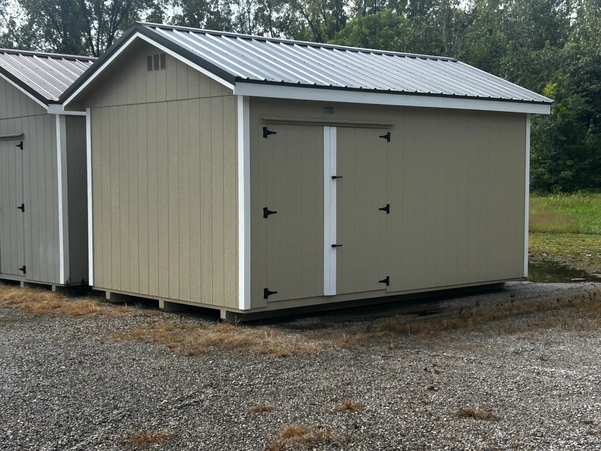 A would shed with double doors on the side